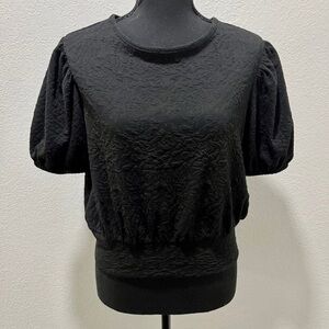 SO Black Textured Decorative Print Puff Sleeve Knit Top